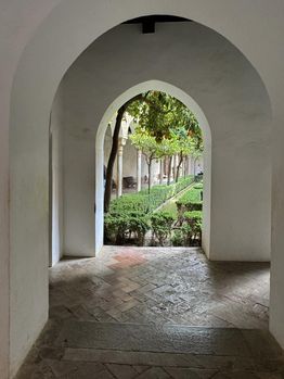 NW ARCH 026