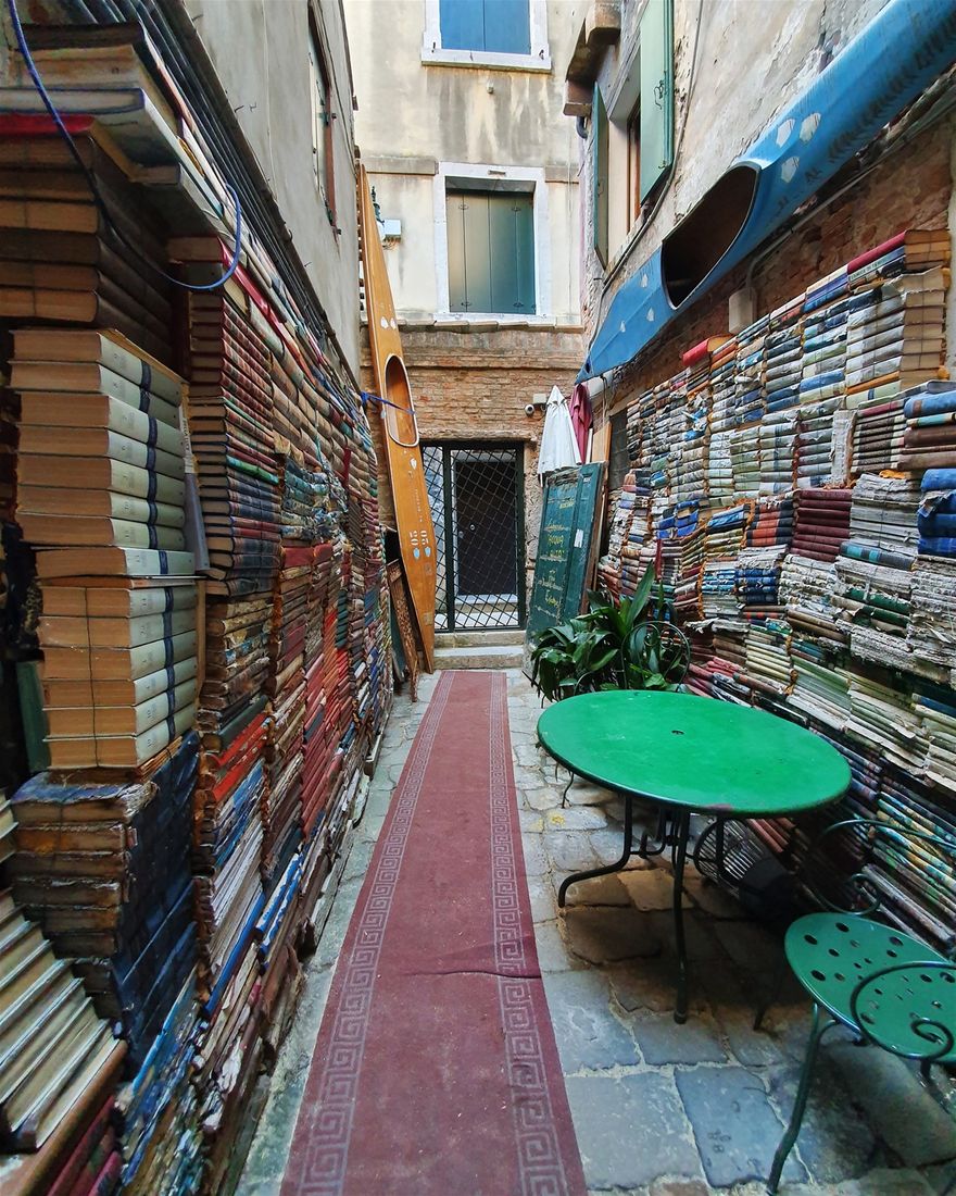 Libreria Acqua Alta