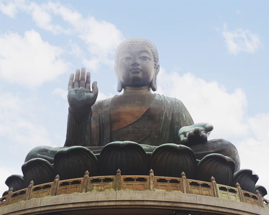 Tian Tan Buddha