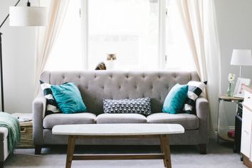 Sofa, Kissen, Raumausstatter