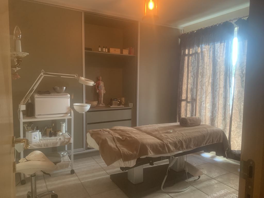 Wellness praktijk ruimte voor solo behandelingen