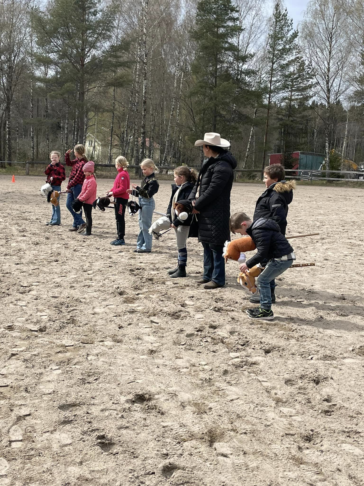 344579384_222828420374780_6630253972019486215_n