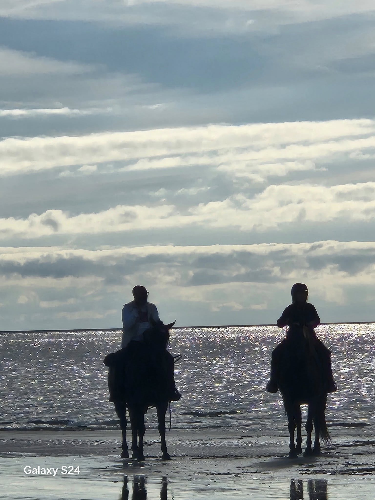 556846600_10238815778042042_7200817925249952007_n