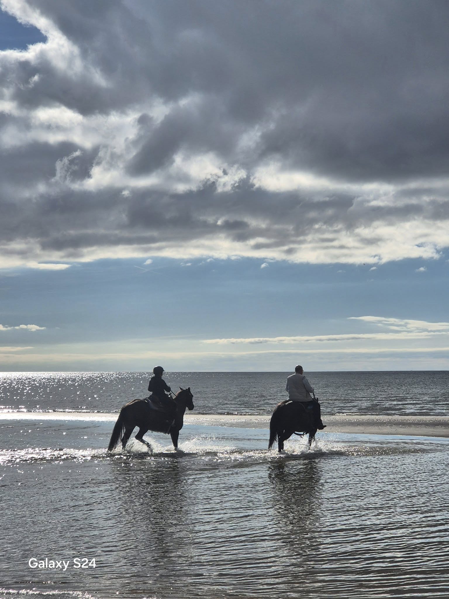 556968226_10238815775561980_2013299579613195719_n