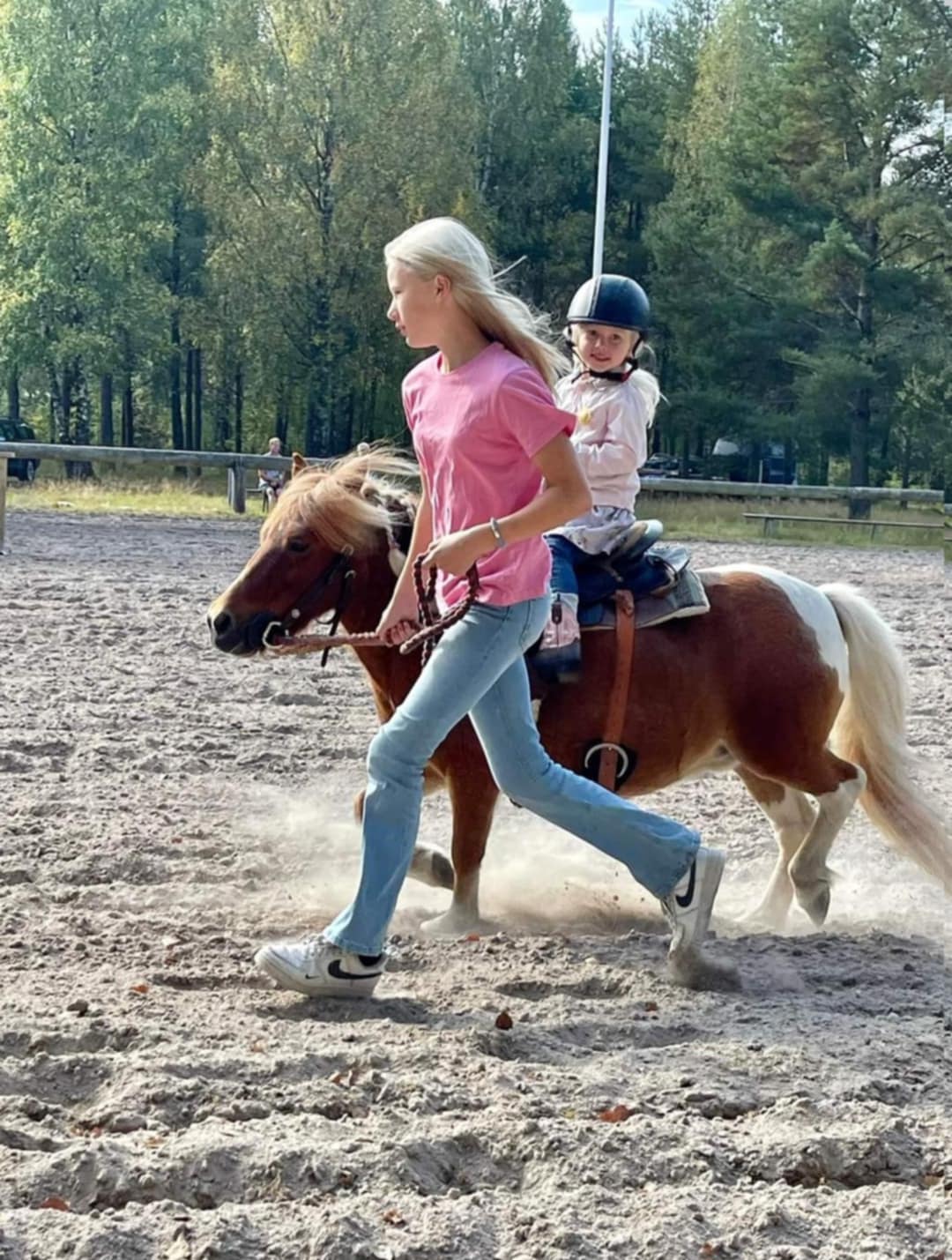 7b1494b9-3e42-469c-aaef-ba05f5a8729b