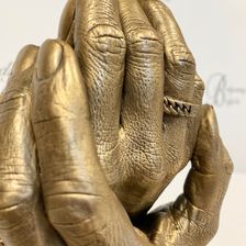 hand in hand koppel afscheid rouw bodycasting belgie