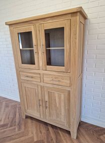 PROVENCE VITRINESKAB MASSIVT EGETRÆ