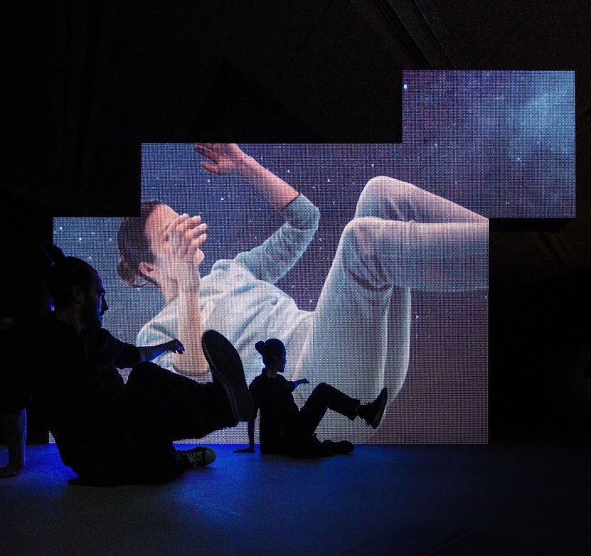 Dance performance in Lehmbruck Museum by C.Zhang, K.Strathmann