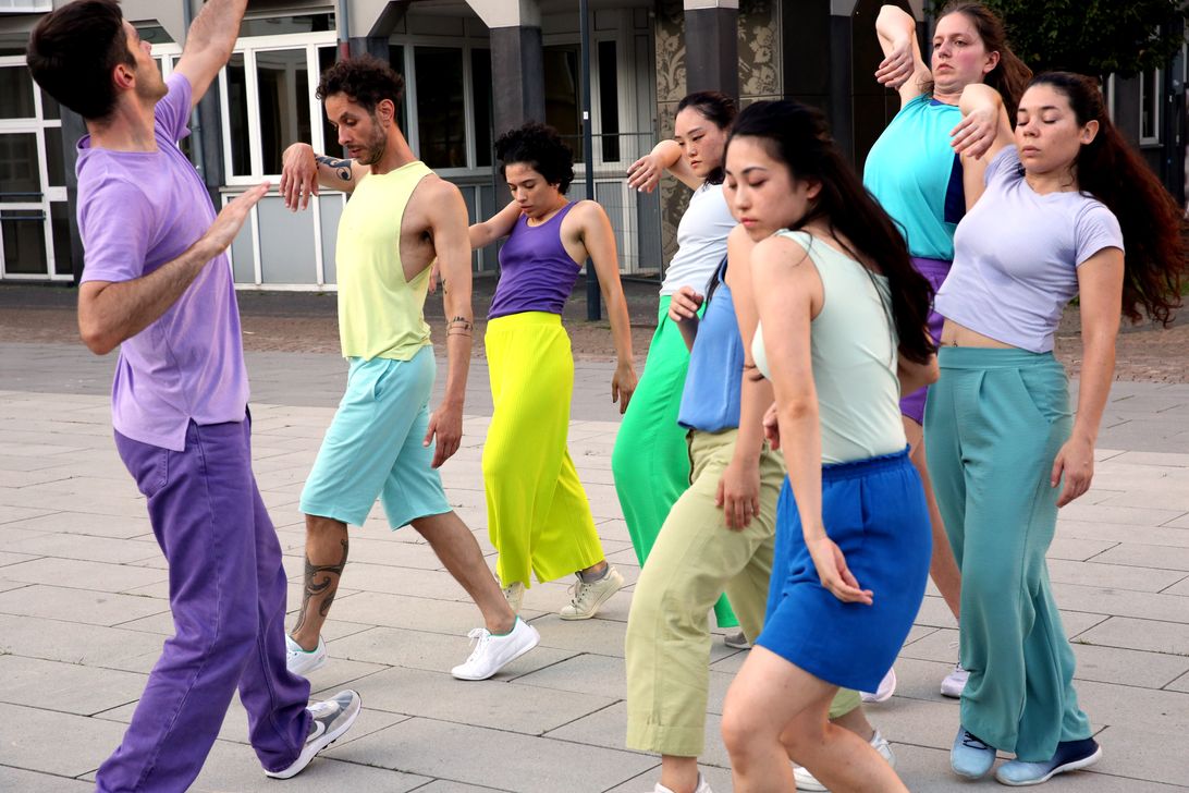 Gezeiten-Choreography by Chun Zhang & Kai Strathmann, photo U.Kaufmann