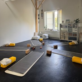 Yomani Gesundheitspraxis Yoga Yin Hatha Vinyasa Massagen Gesundheitsberatung Windisch Soultribe Journey Yomani Gesundheitspraxis Yoga Yin Hatha Vinyasa Massagen Gesundheitsberatung Windisch Soultribe Journey