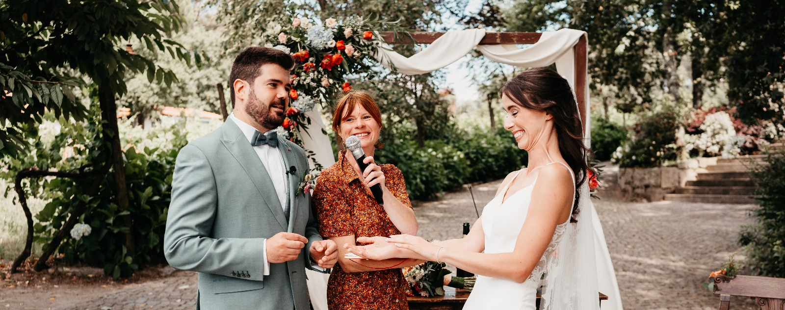 Your European Wedding Celebrant