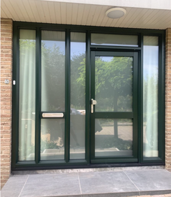 twee glas paneel 