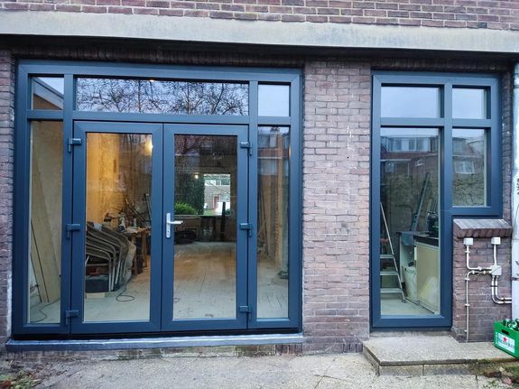 openslaande deur met kozijn