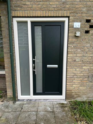 voordeur met 1 glas 