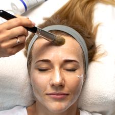 Skin Tone Neuro pigmenttimuutoksia vastaan